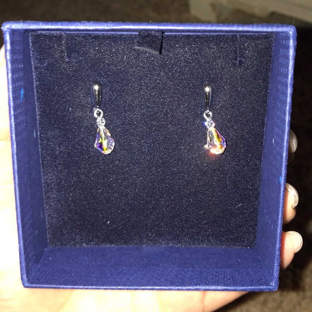 Authentic Swarovski earnings